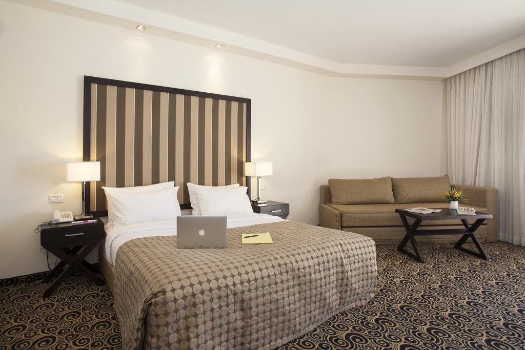 Hod Hasharon Luxury Apartment Herzliya Luaran gambar