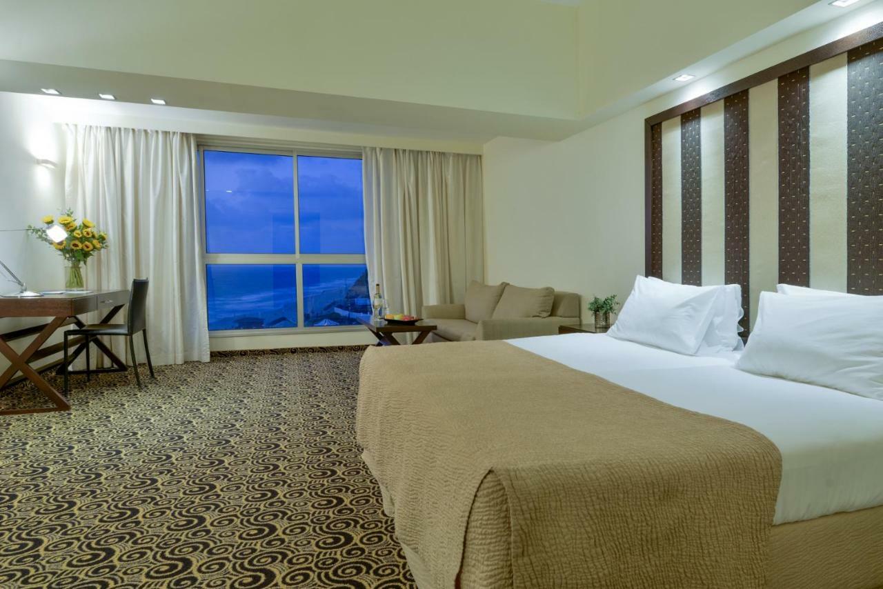 Hod Hasharon Luxury Apartment Herzliya Luaran gambar