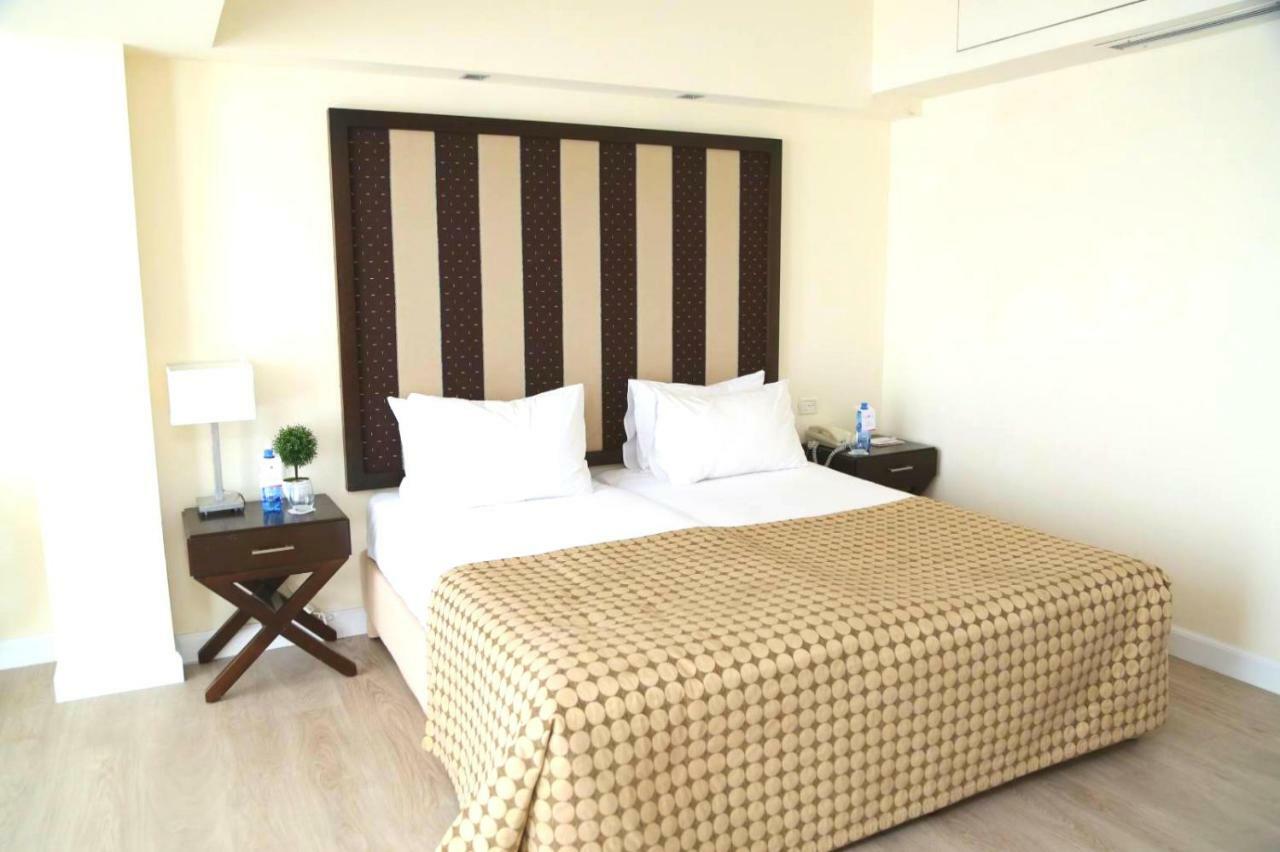 Hod Hasharon Luxury Apartment Herzliya Luaran gambar