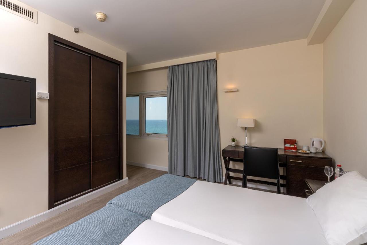 Hod Hasharon Luxury Apartment Herzliya Luaran gambar